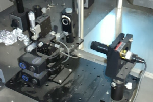 Waveguide and surface plasmon measurement system